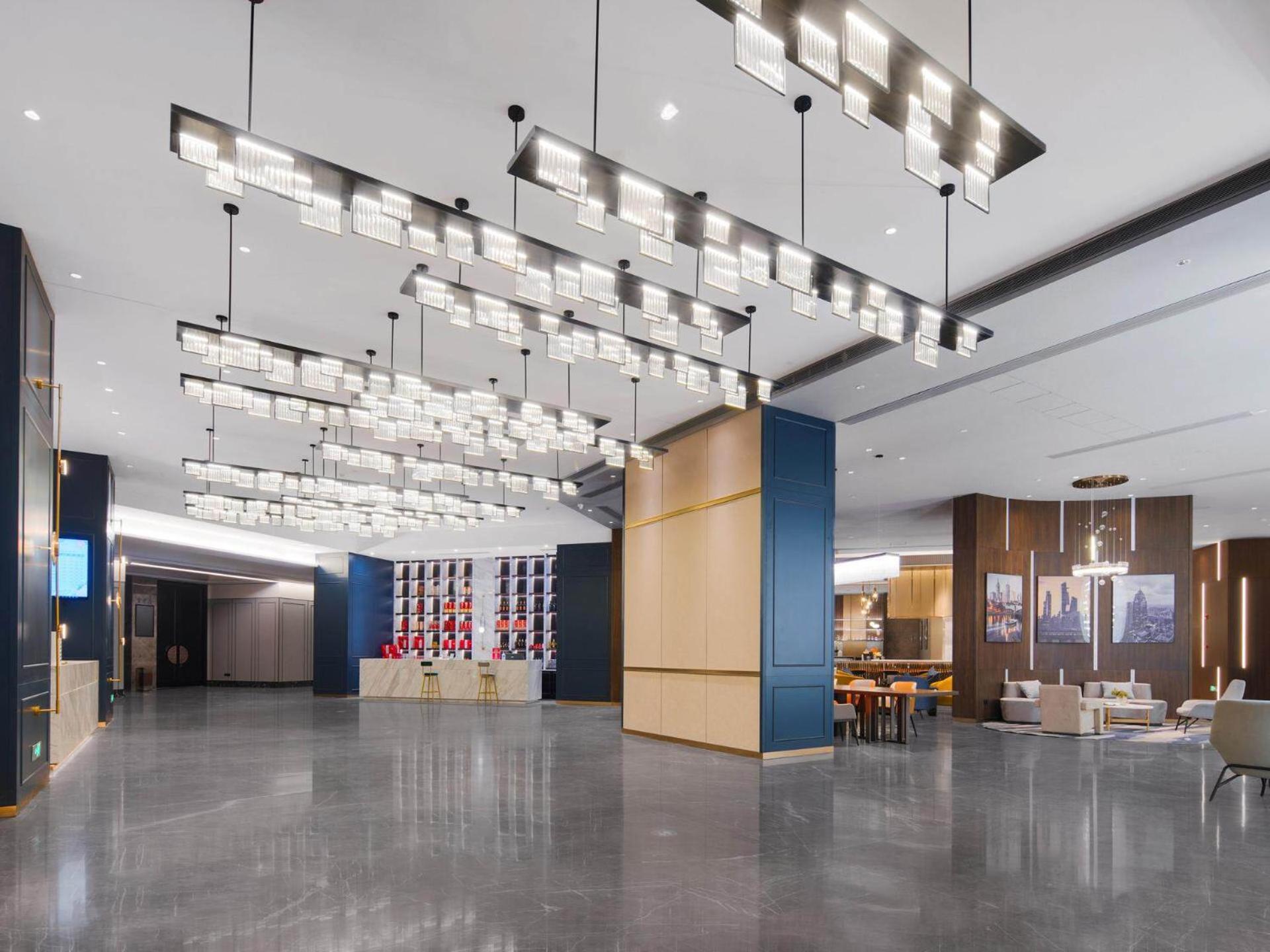 Park Inn By Radisson Nanchong Yilong Star City Plaza Exterior photo